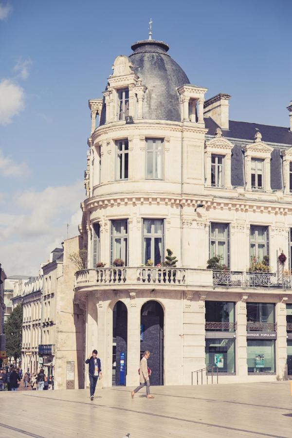 La Maison De La Liberte Suite Jeanne Barret Poitiers Exterior foto